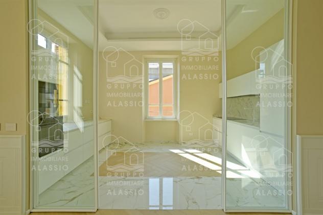 Alassio – Borgo Coscia, esclusivo appartamento di 162 mq a soli 20 metri dal mare - Foto 2
