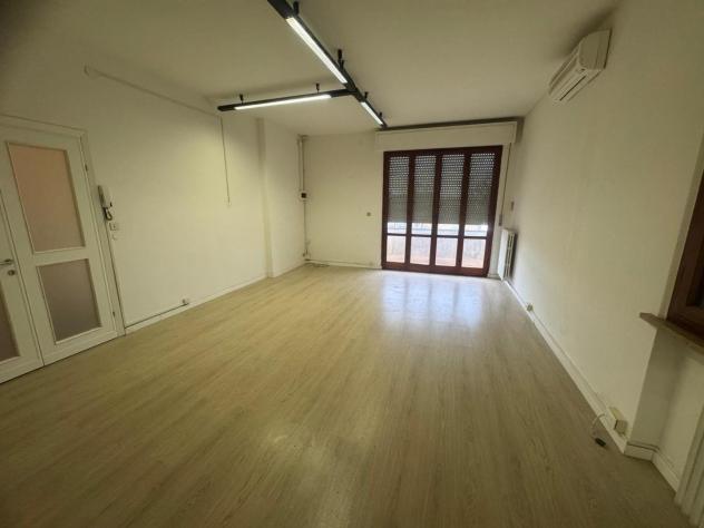 Ufficio in affitto a Pontedera 149 mq Rif: 1390660