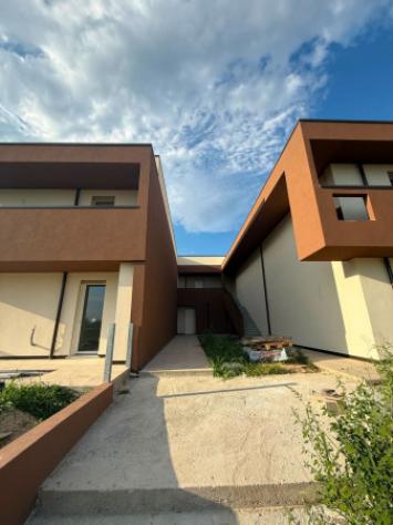 Appartamento di 168 m² con 4 locali e box auto in vendita a Rubano