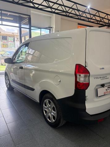 Ford Transit Courier 1.0 EcoBoost 100CV Van Trend - Foto 4