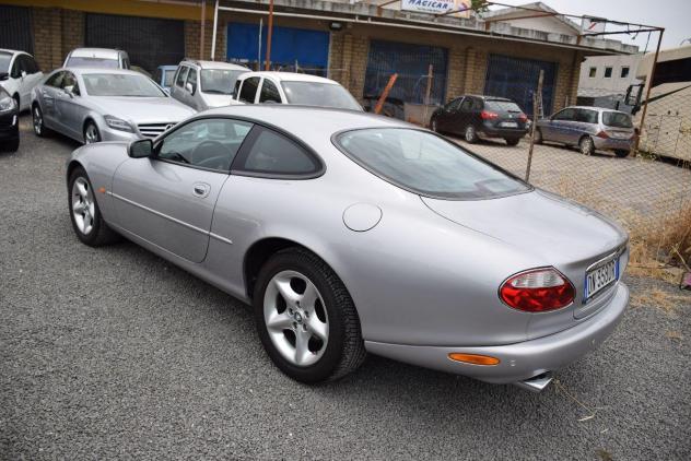 Jaguar XK8 4.0 V8 Coupe' RESTYLING - PERFETTA - TAGLIANDATA INTERAMENTE JAGUAR - Foto 10