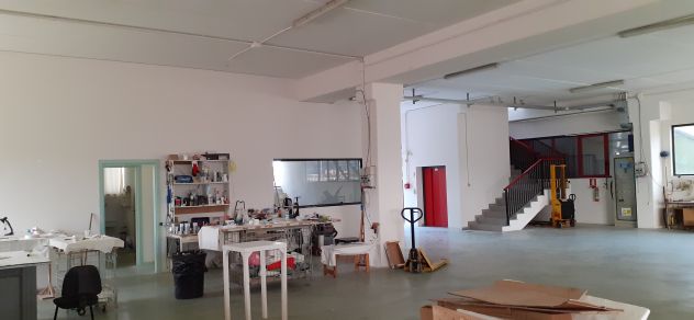 A Castilenti (TE), in C.da Cancelli, zona ind., affittasi o vendesi immobile.... - Foto 8