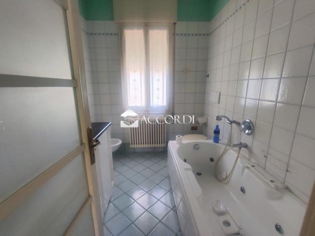 CASA INDIPENDENTE di 6 vani e di 180 mq (CONEGLIANO) rif. SM68 - Foto 7