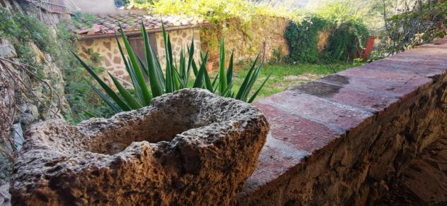 Quercianella porzione di colonica in pietra a 5 km dal mare - Foto 6