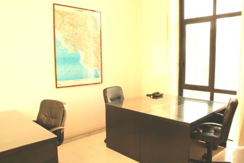 Studio arredato incluso condominio e posto auto euro 200 mese - Foto 4