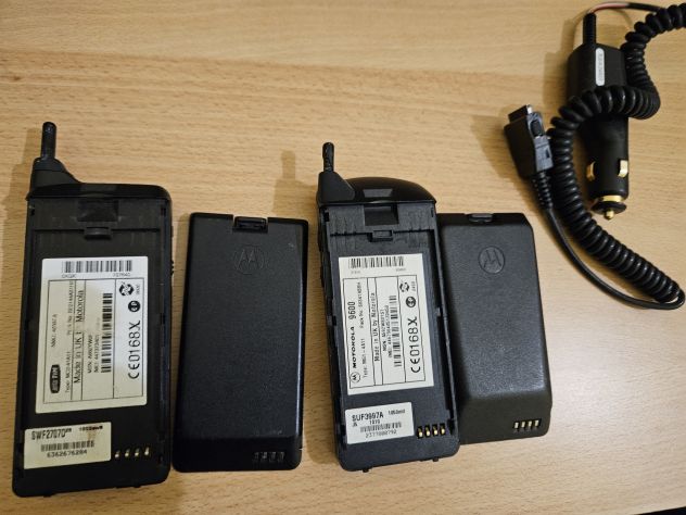 Motorola 8900 + Motorola d460 - Foto 2