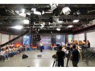 GENERAZIONEDIFENOMENI CERCHIAMO CANTANTI PER PROGRAMMA TELEVISIVO