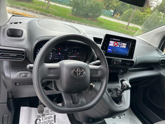 Toyota Proace City 1.5D 100 CV S&S Comfort - Foto 4