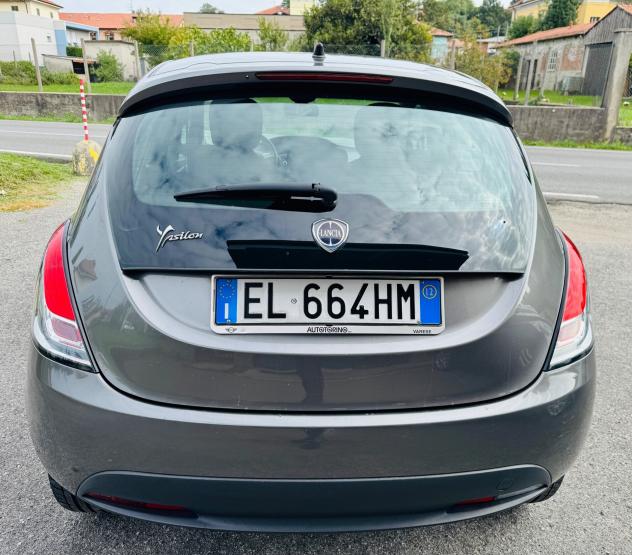 Lancia Ypsilon 1.2 69 CV 5 porte S&S Platinum - Foto 8