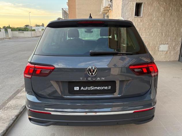 VOLKSWAGEN Tiguan 2.0 TDI 150 CV SCR DSG Life rif. 23823864 - Foto 6