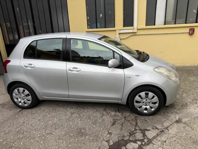 TOYOTA Yaris 1.4 D-4D 5 porte Sol rif. 22951960 - Foto 4