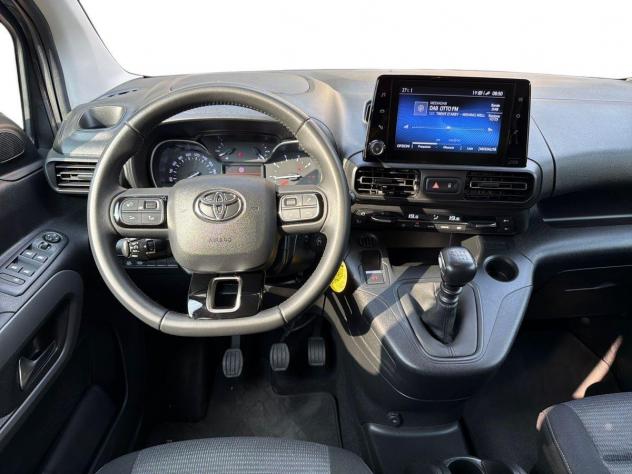 Toyota Proace City Verso 1.5D 130CV M/T L1 Executive - Foto 8