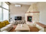 Villa di 162 m² con 5 locali e posto auto in vendita a Leporano