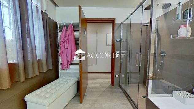 VILLA di 7 vani e di 430 mq (MONTEBELLUNA) rif. DG237AB - Foto 12