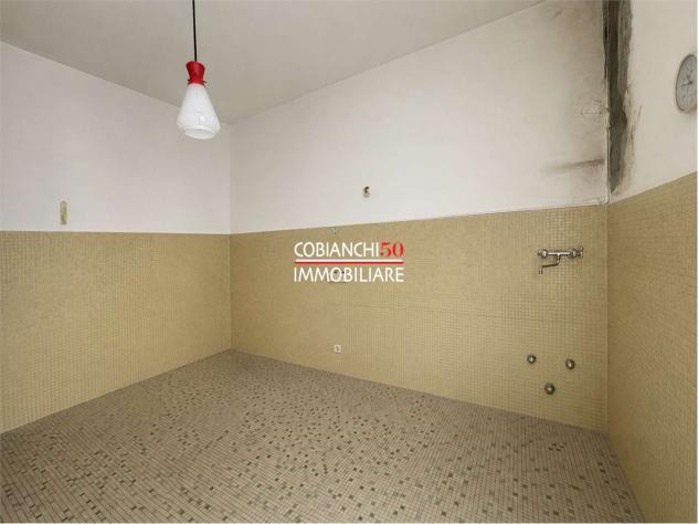 V000852 - PALLANZA, SPAZIOSO TRILOCALE CON GARAGE - Foto 8