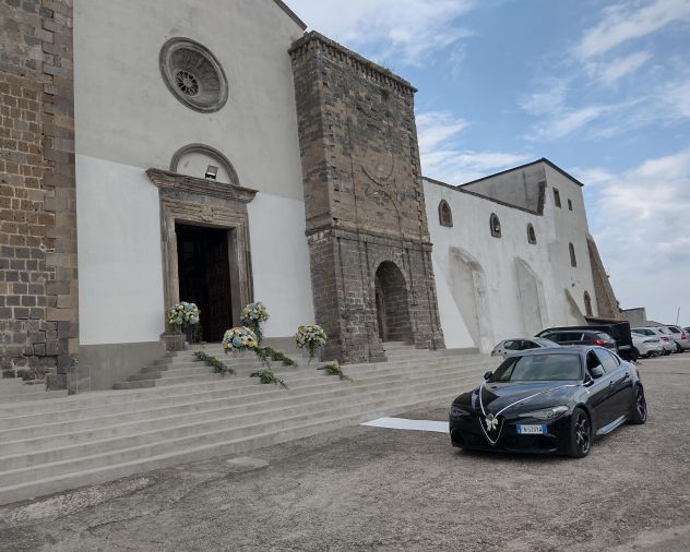 Noleggio matrimonio Alfa Romeo Giulia Quadrifoglio - Foto 3
