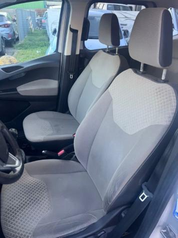 FORD Tourneo Courier 1.0 EcoBoost 100 CV Titanium rif. 23808156 - Foto 7