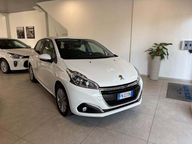 Peugeot 208 PureTech 82 5 porte Allure