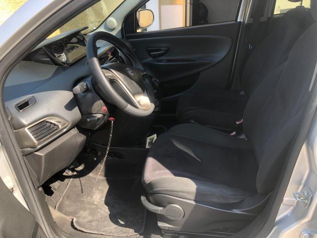 Lancia Ypsilon 1.2 69 CV 5 porte GPL - Foto 10