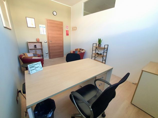 Stanza ad uso sala riunioni ed eventi - Foto 6