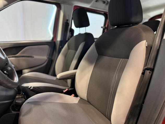 FIAT Doblò Doblò 1.4 16V Easy - Foto 6