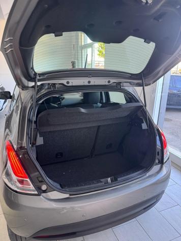 Lancia Ypsilon 1.0 FireFly 5 porte S&S Hybrid Gold - Foto 8