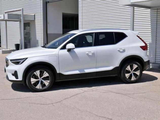 VOLVO XC40 T5 Recharge Plug-in Hybrid automatico Core rif. 23885120 - Foto 2
