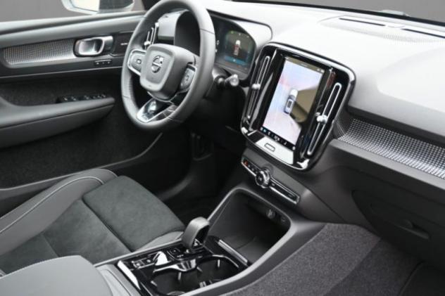 VOLVO XC40 B4 automatico Ultra Dark rif. 24049481 - Foto 7