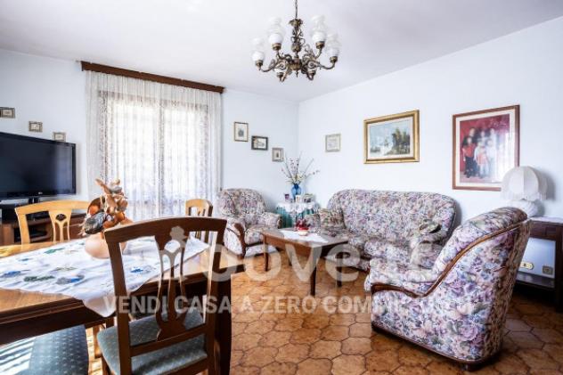 Villa di 280 m² con 5 locali e box auto in vendita a Cittiglio - Foto 15