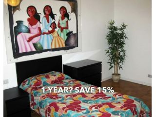 Room in Viale Luigi Bodio, Milano for 90 m² with 3 bedrooms