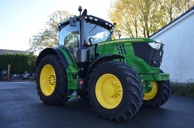 Trattore John Deere 6175R a trasmissione diretta - Foto 6