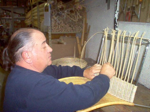 Riparazione poltrone vimini-rattan