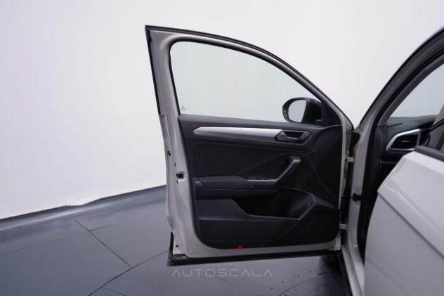 VOLKSWAGEN T-Roc 2.0 TDI SCR 150cv DSG Life rif. 22065269 - Foto 9