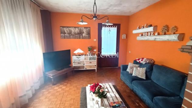 CASA INDIPENDENTE di 4 vani e di 300 mq (CROCETTA DEL MONTELLO) rif. AS105 - Foto 5