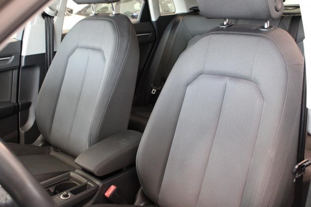 Audi Q3 2.0 TDI 150 CV S tronic Business Advanced - Foto 9