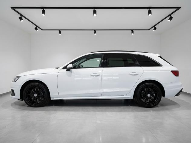 AUDI A4 Avant 30 2.0 tdi 136cv S tronic - Foto 8