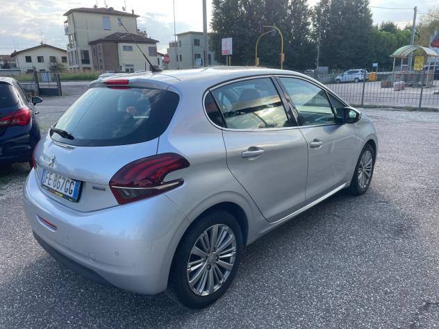 Peugeot 208 PureTech 82 5 porte Allure X NEOPATENTATI - Foto 5
