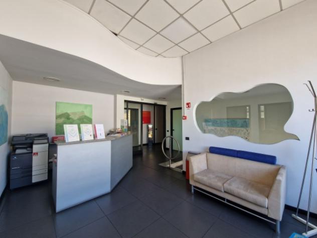 Immobile di 3650 m² con più di 5 locali in vendita a Baranzate - Foto 3
