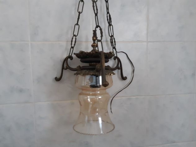 LAMPADARIO IN METALLO E DECORAZIONE MERLETTATA - Foto 2