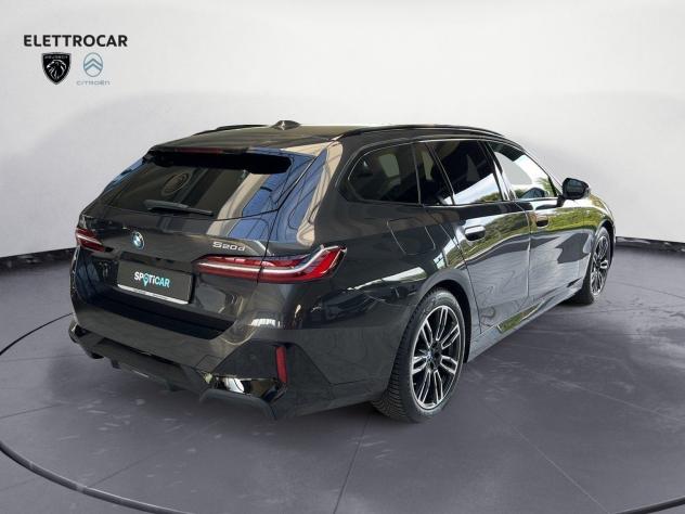 BMW Serie 5 520d 48V hybrid xDrive Touring Msport con Gancio Traino - Foto 8