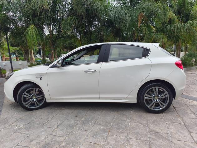 Alfa Romeo Giulietta 1.6 JTDm-2 105 CV Business - Foto 2