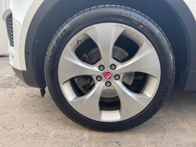 JAGUAR E-Pace 2.0D 150 CV AWD aut. R-Dynamic S rif. 24149266 - Foto 8