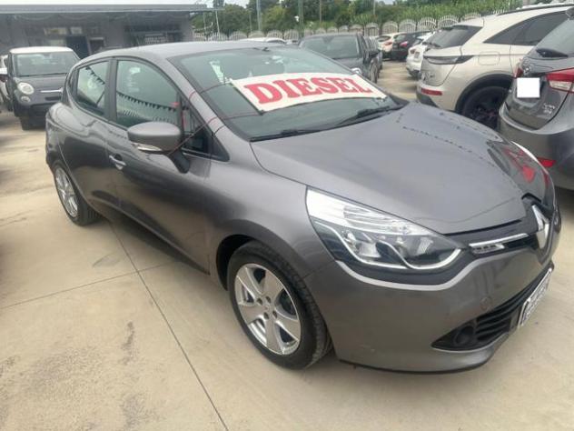 RENAULT Clio 1.5 dCi 8V 75CV 5 porte Costume National rif. 23989503