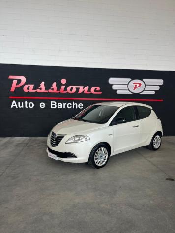 Lancia Ypsilon DISTRIBUZIONE NUOVA