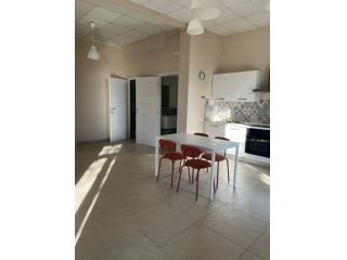 Appartamento in affitto a Sarzana 110 mq  Rif: 1402831