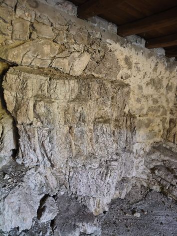 UMBRIA -CASALE SINGOLO IN PIETRA DA RIFINIRE IN BORGO INCANTATO - Foto 9