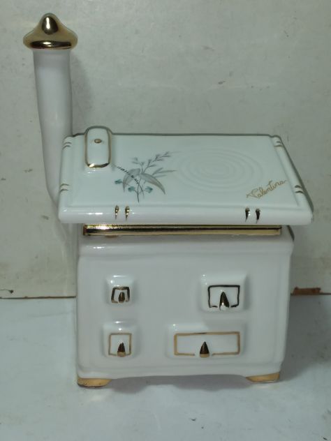 COFANETTO IN CERAMICA ARTISTICA RF FILETTATAORO ZECCHINO VINTAGE