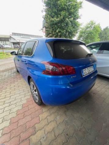 PEUGEOT 308 PureTech Turbo 130 S&S Active rif. 22356949 - Foto 6