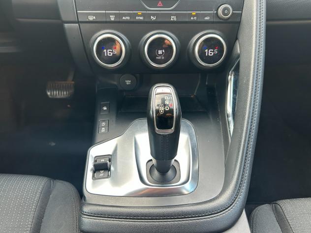 Jaguar E-Pace 2.0d i4 awd 150cv auto - Foto 10