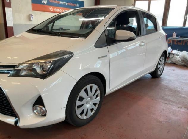 Toyota Yaris 1.5 Hybrid 5 porte Lounge - Foto 2